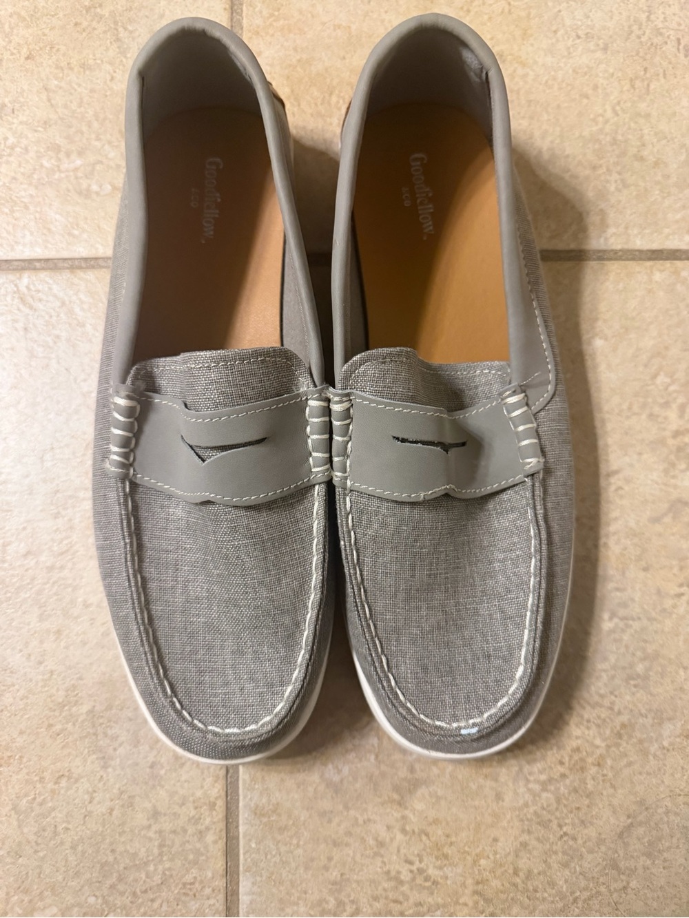 Goodfellow & Co Light Gray Slip-On Moccasin Loafers